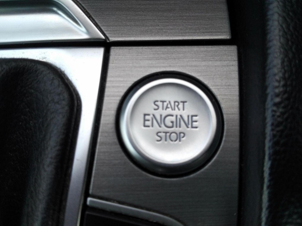 VOLKSWAGEN PASSAT 1.6 TDI BlueMotion Tech S 2016