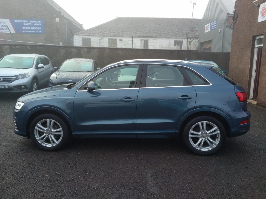 View AUDI Q3 2.0 TFSI S line