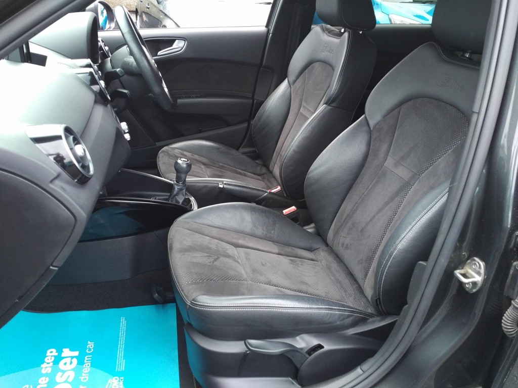 AUDI A1 1.6 TDI Black Edition 2016