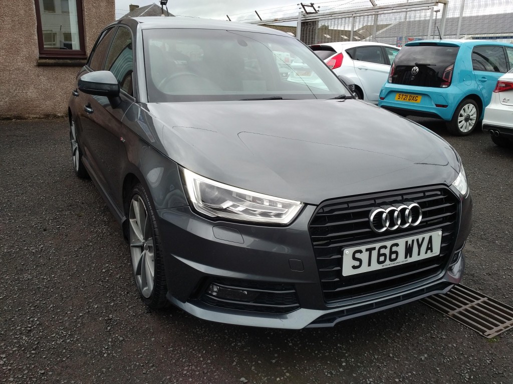AUDI A1 1.6 TDI Black Edition 2016