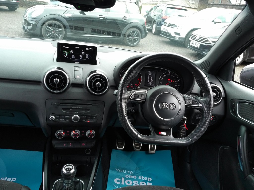 AUDI A1 1.6 TDI Black Edition 2016