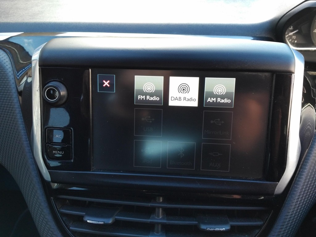 PEUGEOT 208 1.2 PureTech Allure 2015