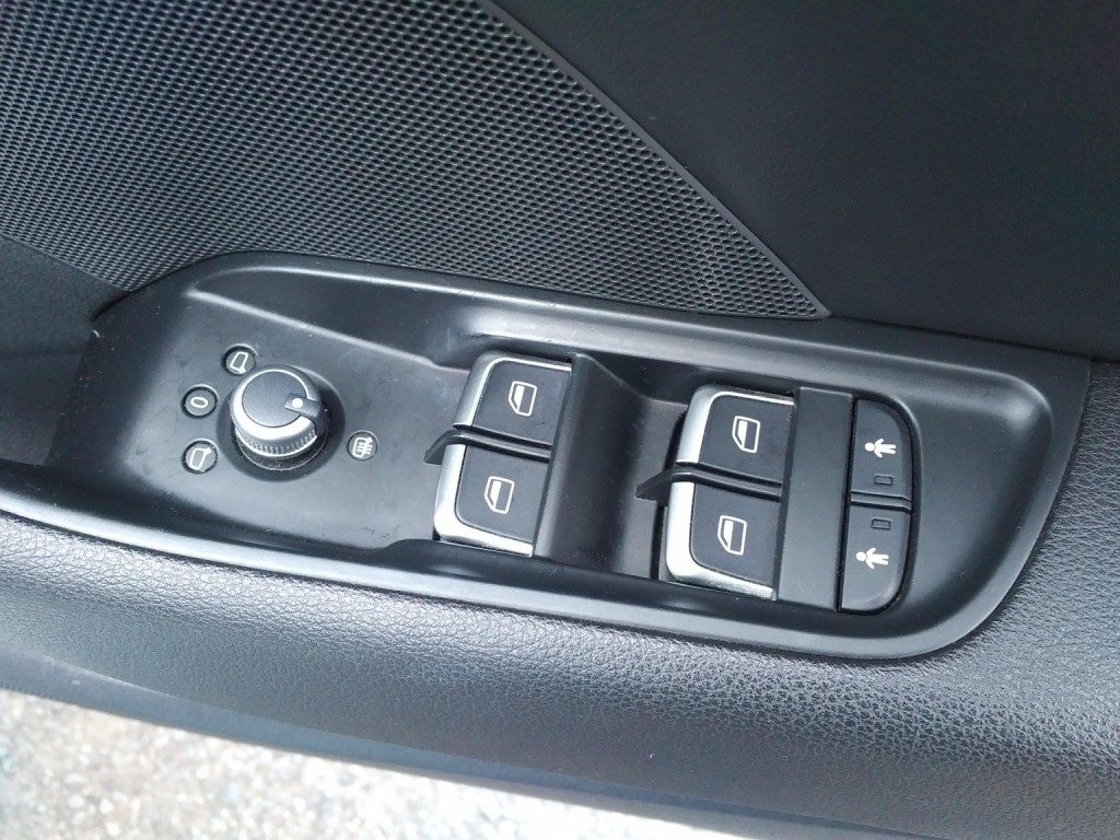 AUDI A3 1.4 TFSI S line 2014