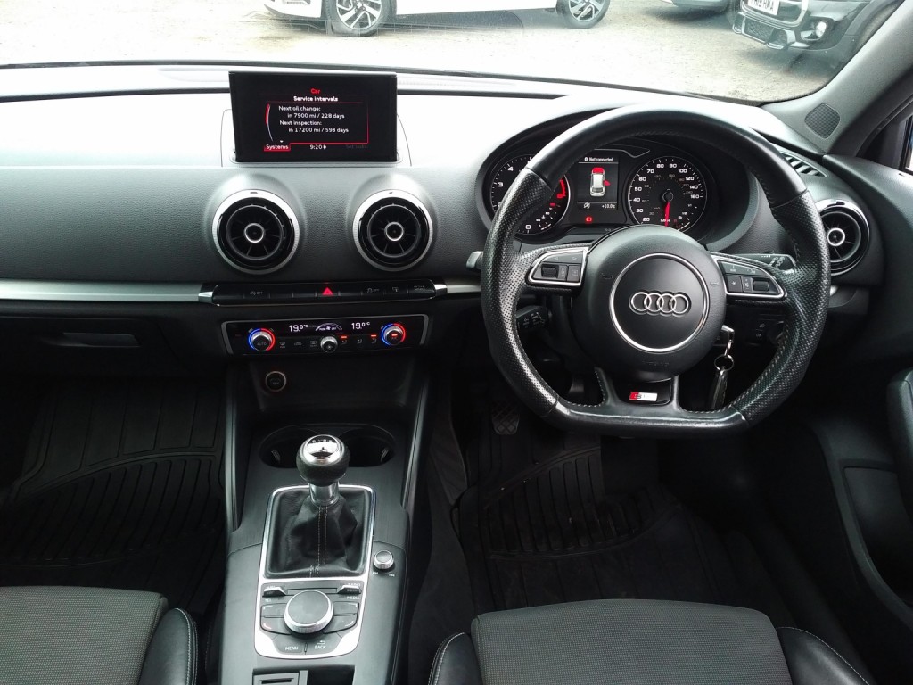 AUDI A3 1.4 TFSI S line 2014