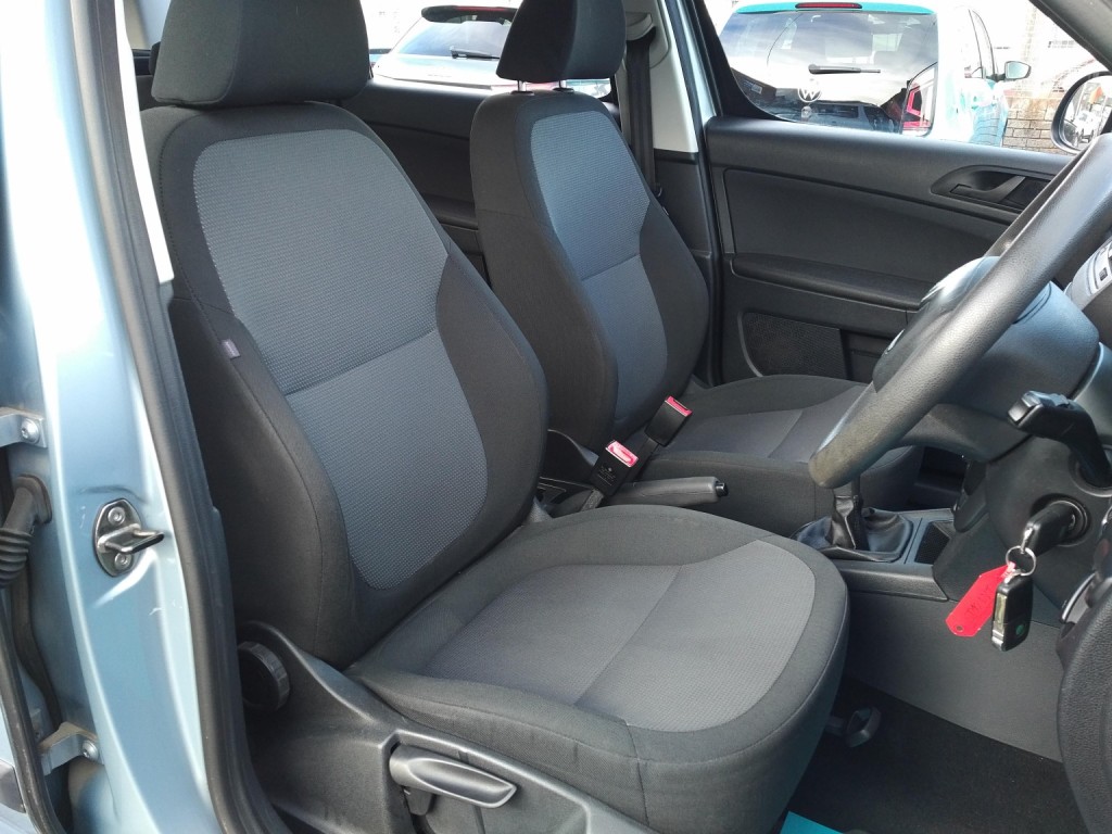 SKODA YETI 2.0 TDI S 2010