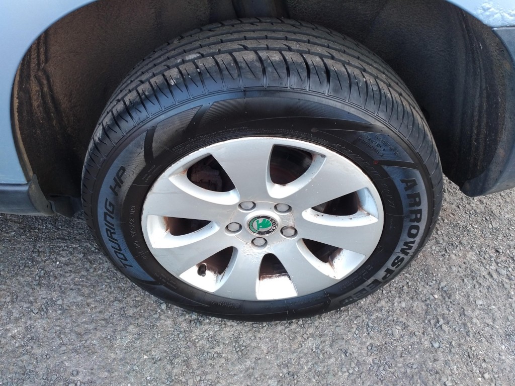 SKODA YETI 2.0 TDI S 2010