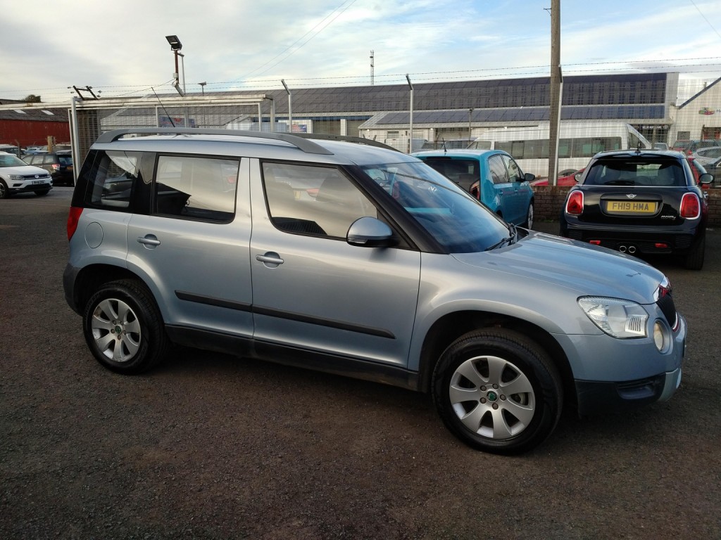 SKODA YETI 2.0 TDI S 2010