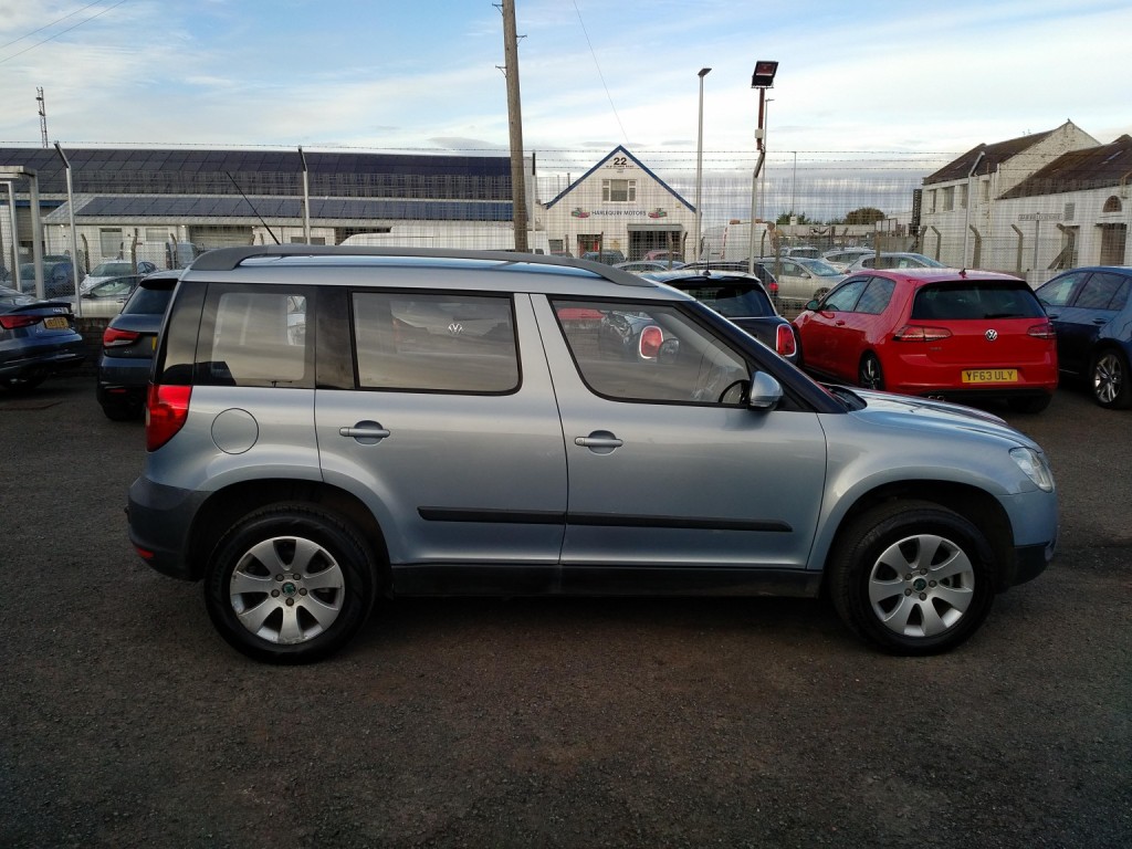 SKODA YETI 2.0 TDI S 2010