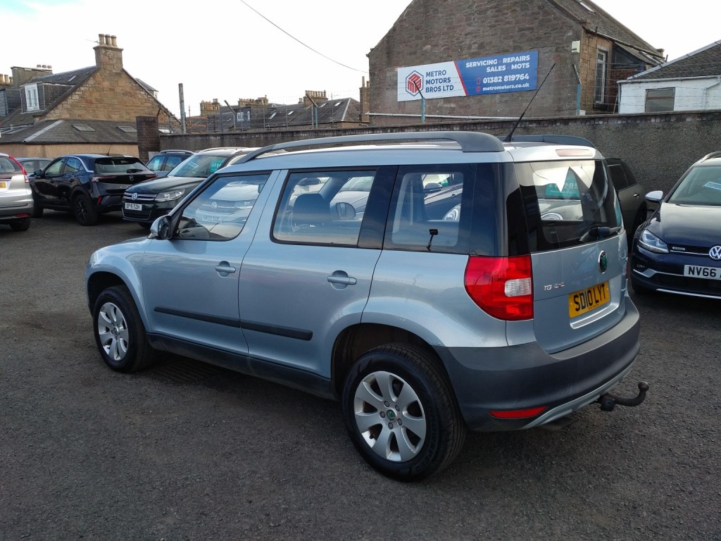 SKODA YETI 2.0 TDI S 2010
