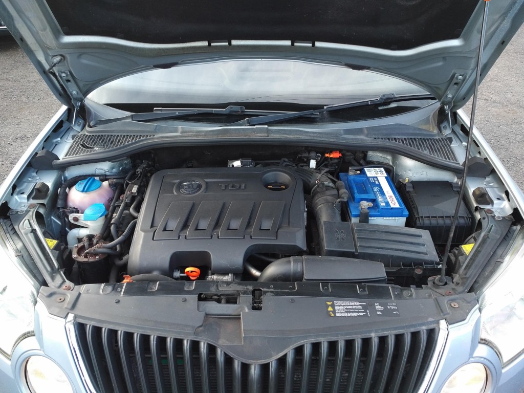 SKODA YETI 2.0 TDI S 2010