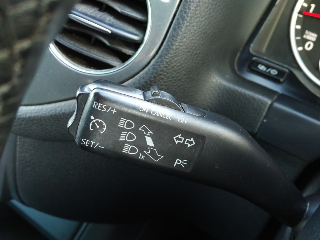 VOLKSWAGEN TIGUAN 2.0 TDI BlueMotion Tech Match 2015