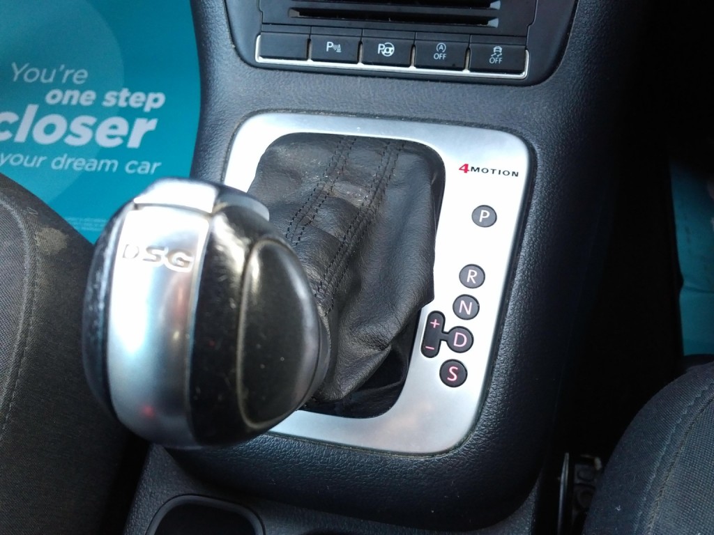 VOLKSWAGEN TIGUAN 2.0 TDI BlueMotion Tech Match 2015