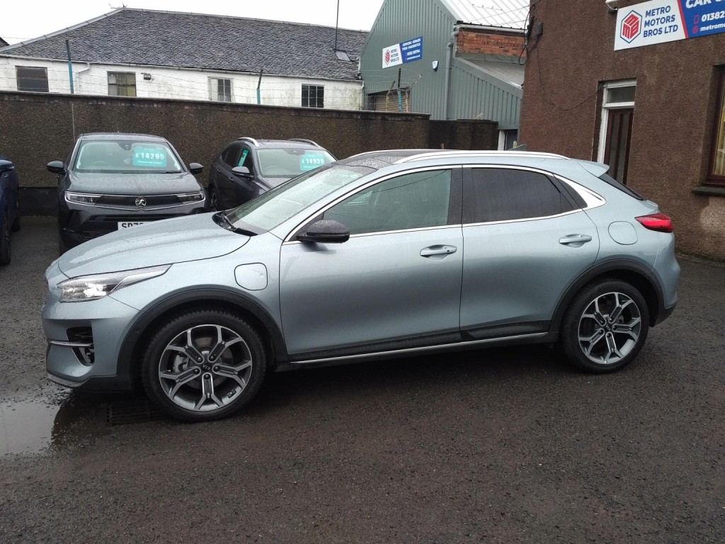 View KIA XCEED 1.6 GDi 8.9kWh First Edition