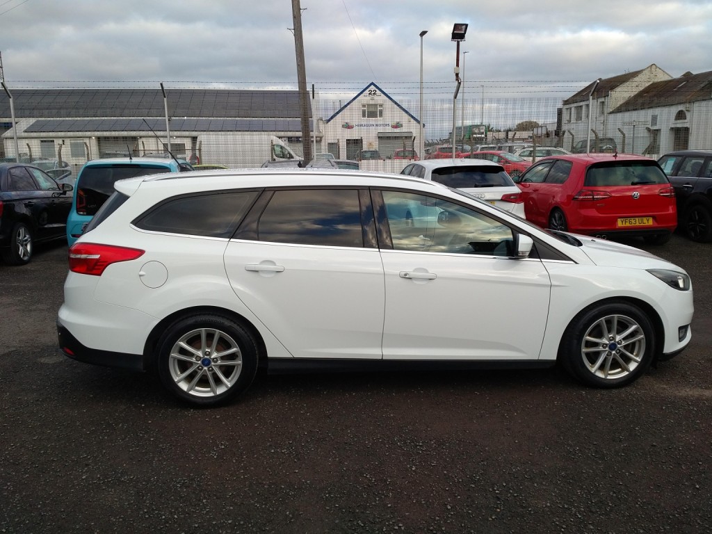 FORD FOCUS 1.0 T EcoBoost Zetec 2015