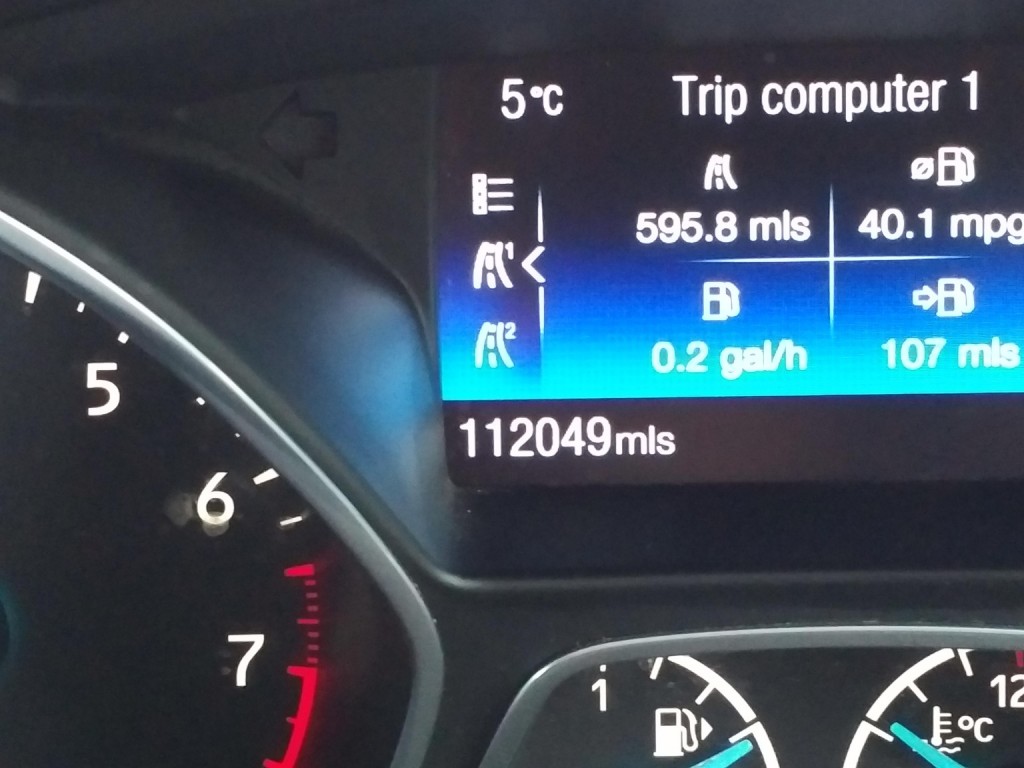 FORD FOCUS 1.0 T EcoBoost Zetec 2015