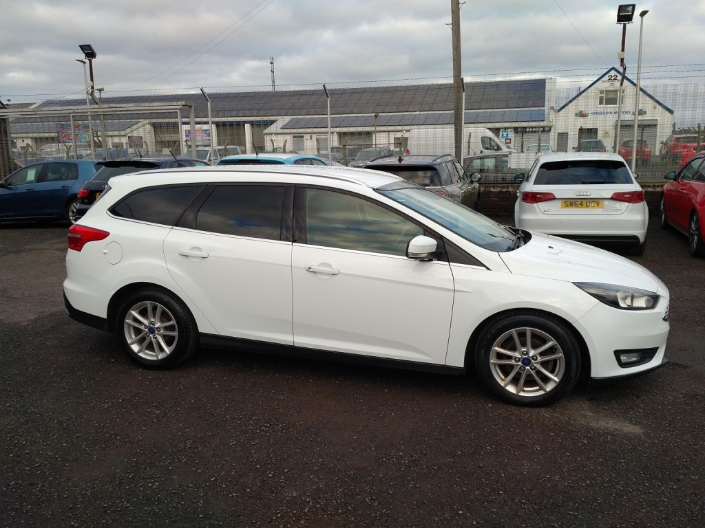 FORD FOCUS 1.0 T EcoBoost Zetec 2015