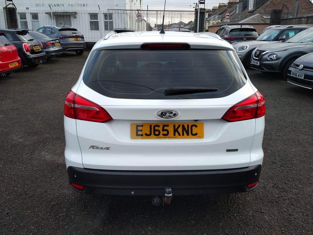 FORD FOCUS 1.0 T EcoBoost Zetec 2015