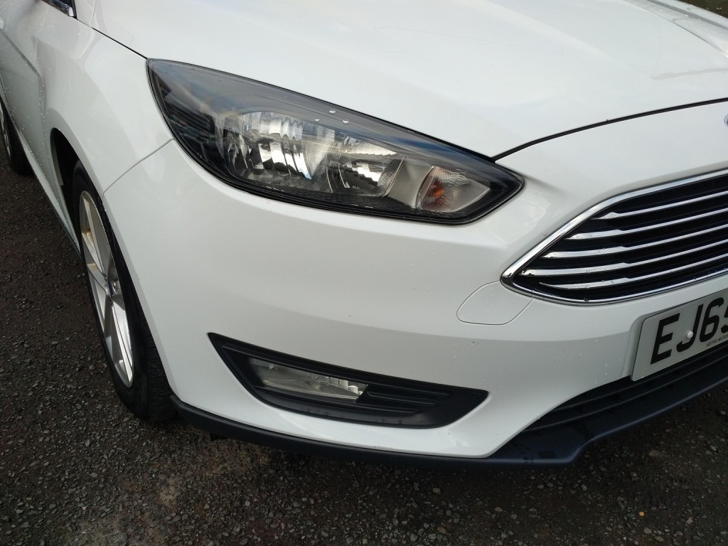 FORD FOCUS 1.0 T EcoBoost Zetec 2015