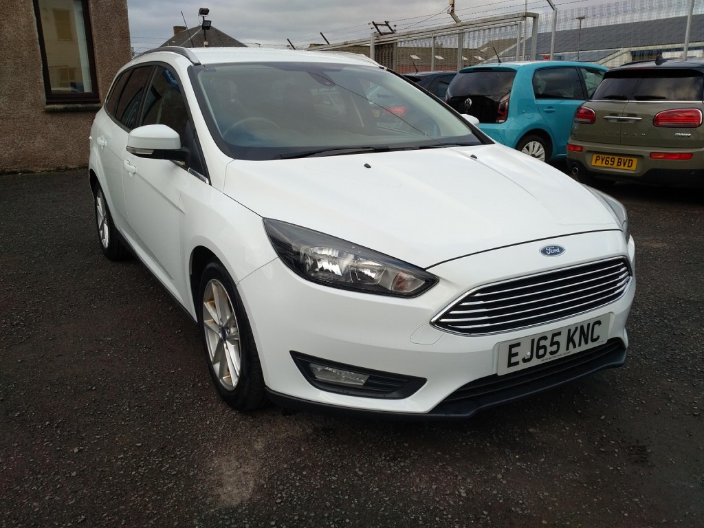 FORD FOCUS 1.0 T EcoBoost Zetec 2015