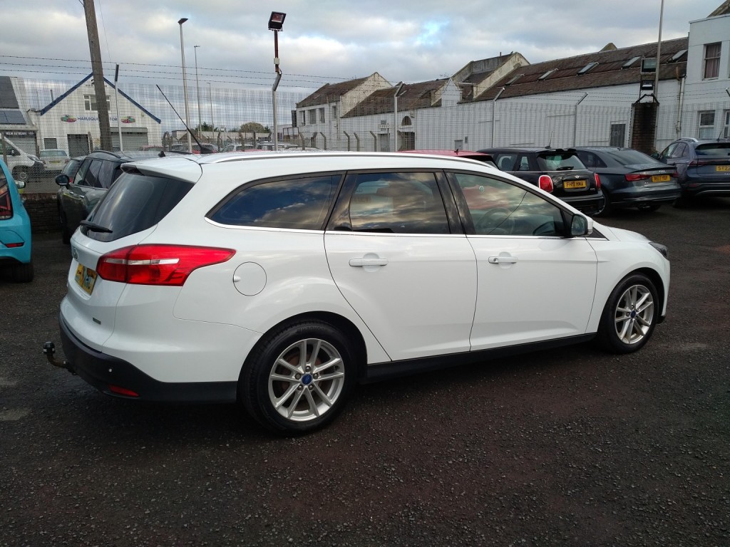 FORD FOCUS 1.0 T EcoBoost Zetec 2015