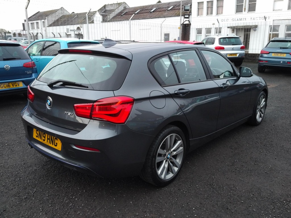 BMW 1 SERIES 1.5 118i Sport 5-door 2019
