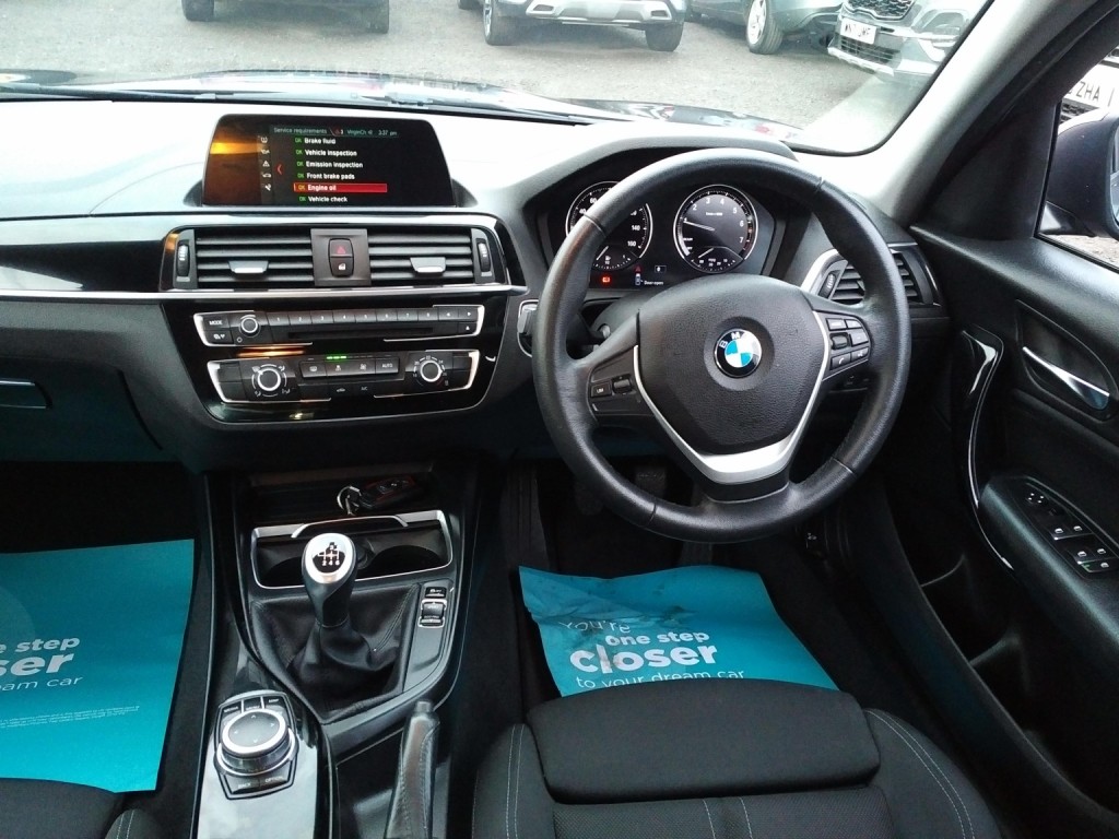 BMW 1 SERIES 1.5 118i Sport 5-door 2019