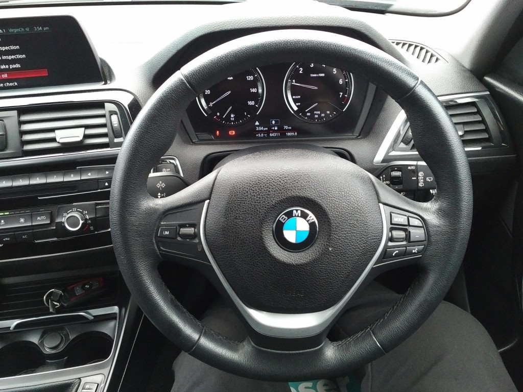 BMW 1 SERIES 1.5 118i Sport 5-door 2019