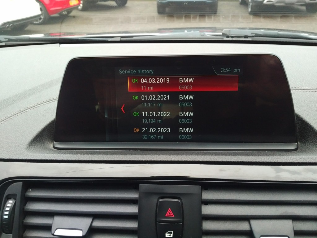 BMW 1 SERIES 1.5 118i Sport 5-door 2019