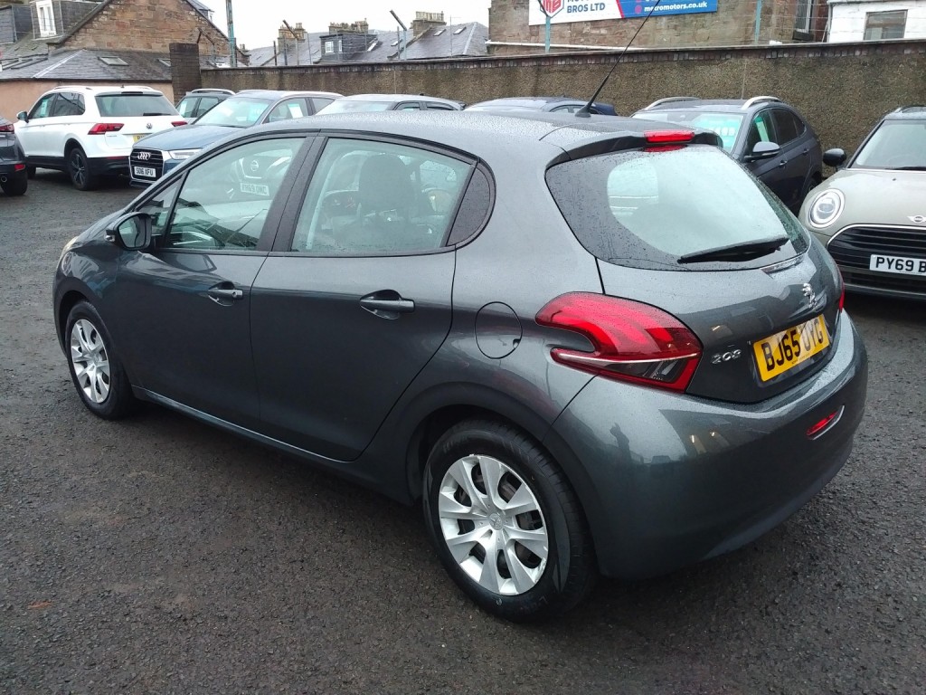 PEUGEOT 208 1.0 PureTech Access 2015