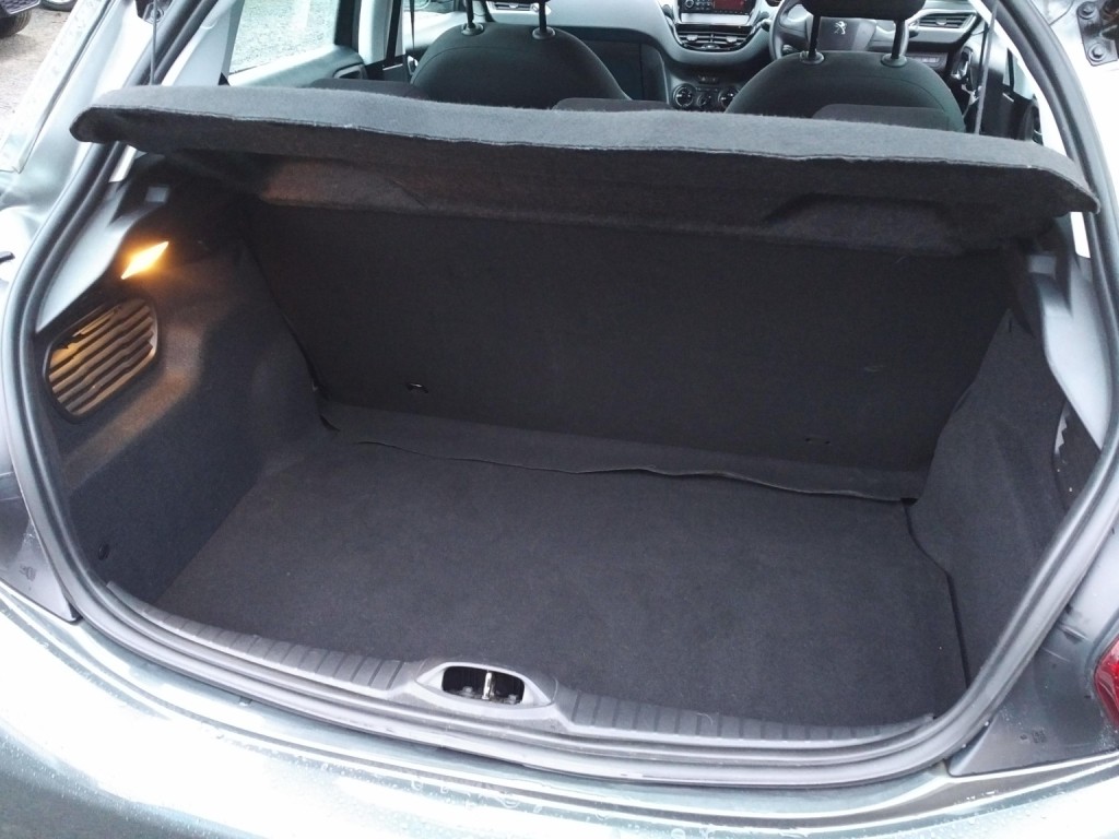 PEUGEOT 208 1.0 PureTech Access 2015