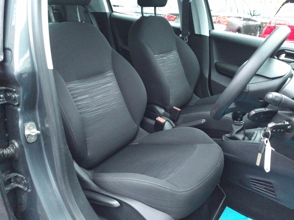 PEUGEOT 208 1.0 PureTech Access 2015