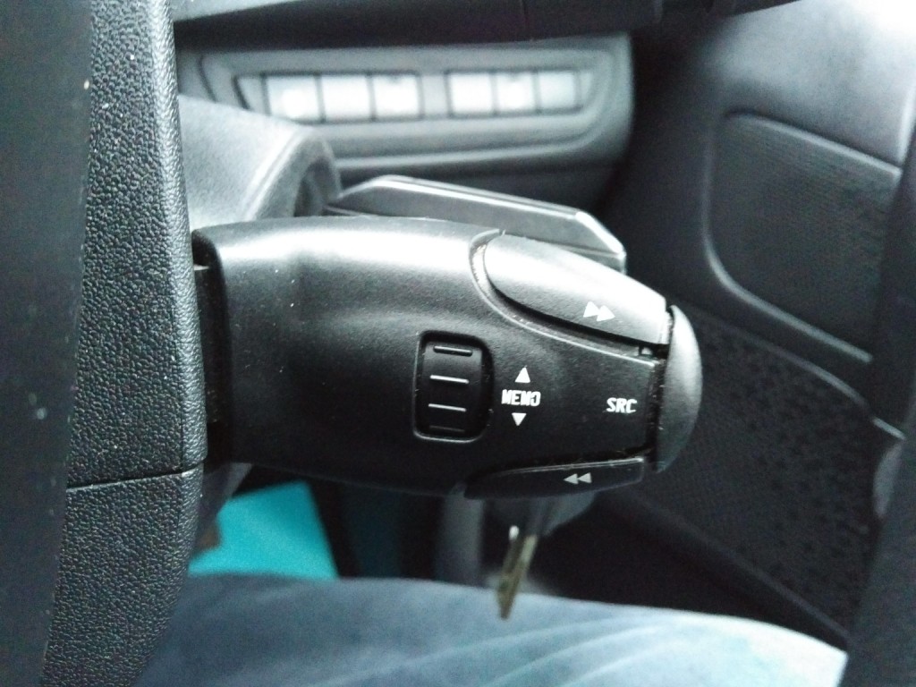 PEUGEOT 208 1.0 PureTech Access 2015