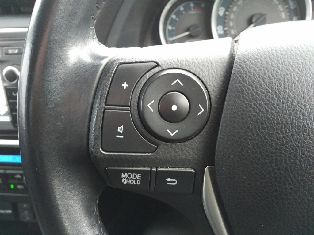 TOYOTA AURIS 1.4 D-4D Icon Plus 2014