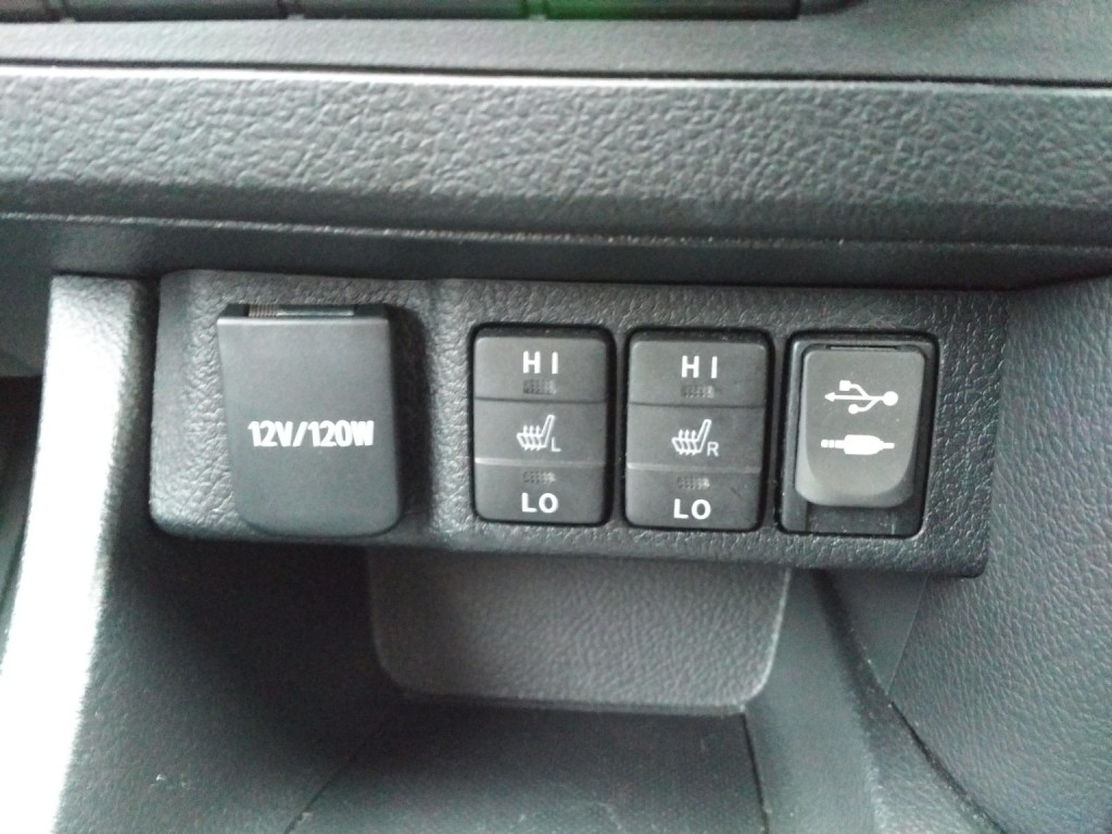 TOYOTA AURIS 1.4 D-4D Icon Plus 2014