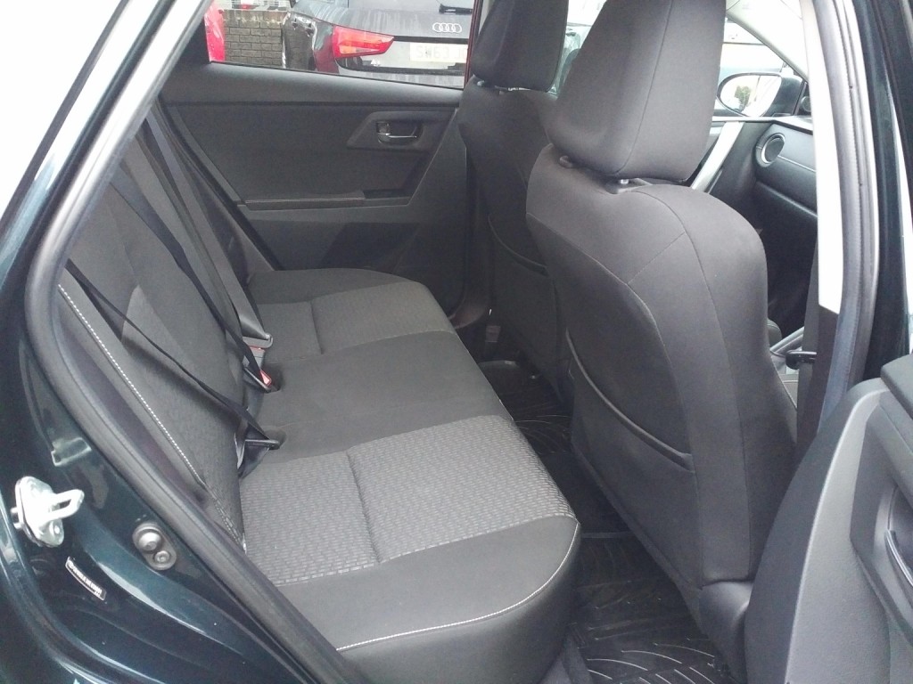 TOYOTA AURIS 1.4 D-4D Icon Plus 2014