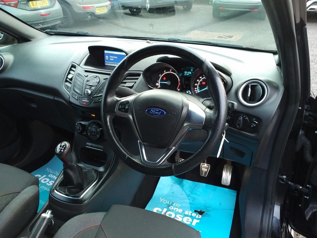 FORD FIESTA 1.0 T EcoBoost ST-Line 2016