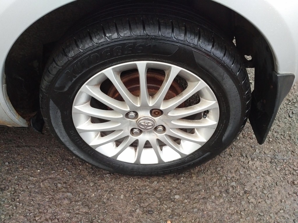 TOYOTA YARIS 1.3 Dual VVT-i SR 2009