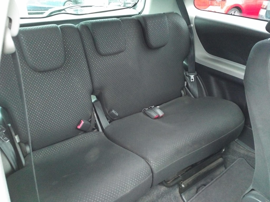 TOYOTA YARIS 1.3 Dual VVT-i SR 2009