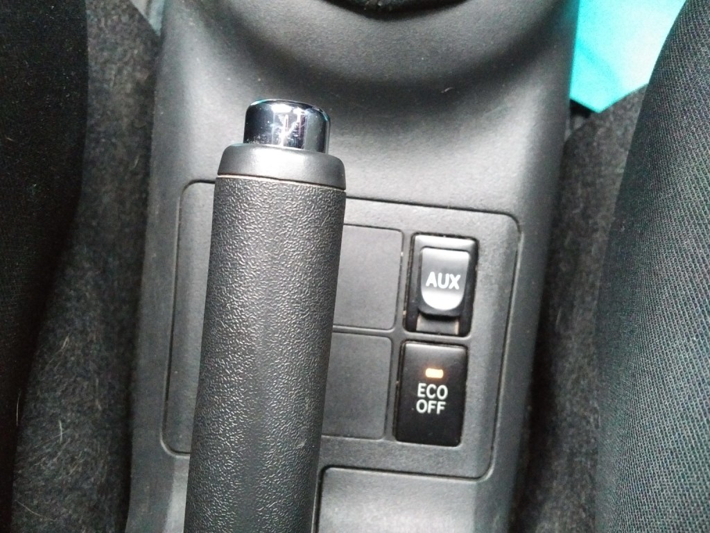 TOYOTA YARIS 1.3 Dual VVT-i SR 2009