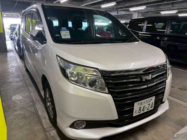 TOYOTA NOAH X DELIGHT PLUS (2015/15)