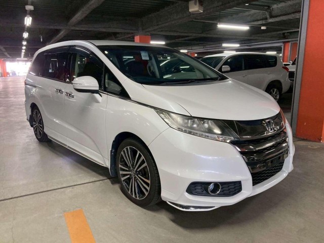 HONDA ODYSSEY 2.4 ABSOLUTE EX 5DR 7 SEATS (2014/64)