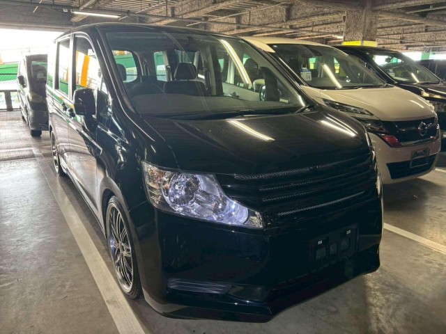 HONDA STEPWAGON 2.0 G 5dr 8 Seats (2011/60)