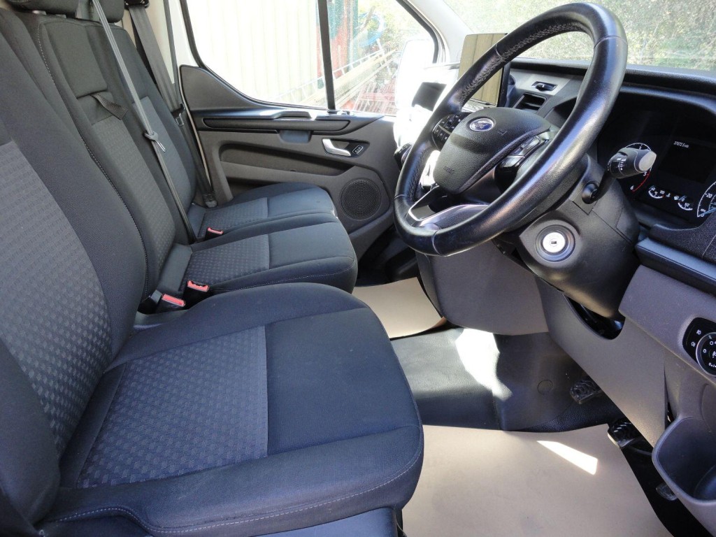FORD TRANSIT CUSTOM 2.0 Transit Custom Trend Van 300 L2 2.0L EcoBlue 105PS FWD 6 Speed Manual 2021