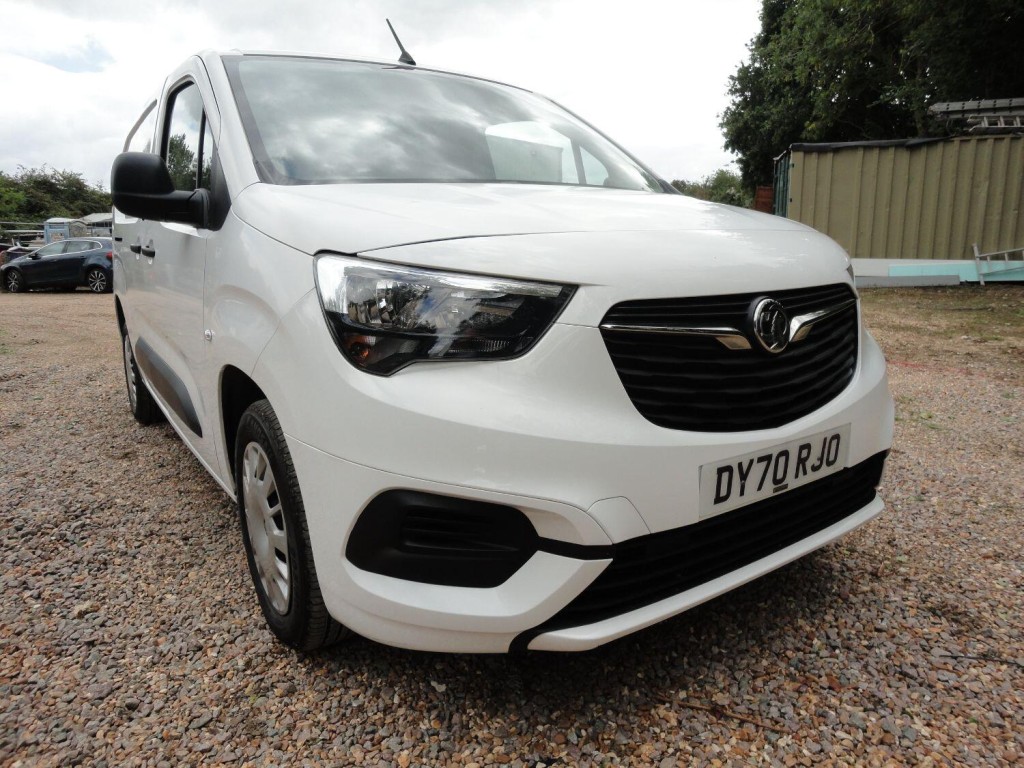 View VAUXHALL COMBO 1.5 Turbo D 2300 Sportive