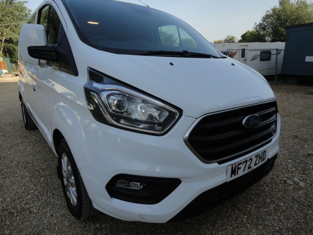 View FORD TRANSIT 2.0 Transit Custom Limited DCiV 300 L2 Crew Van 2.0L EcoBlue 130PS FWD 6 Speed Manual