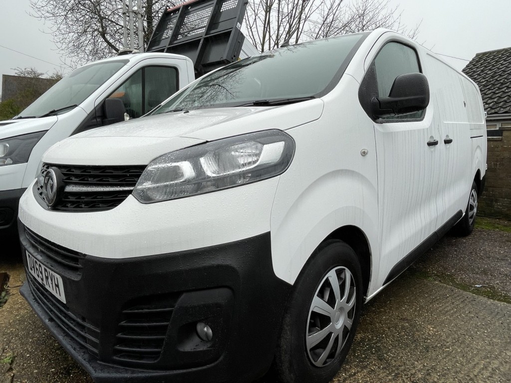 View VAUXHALL VIVARO 1.5 Turbo D 2900 Dynamic L2 H1