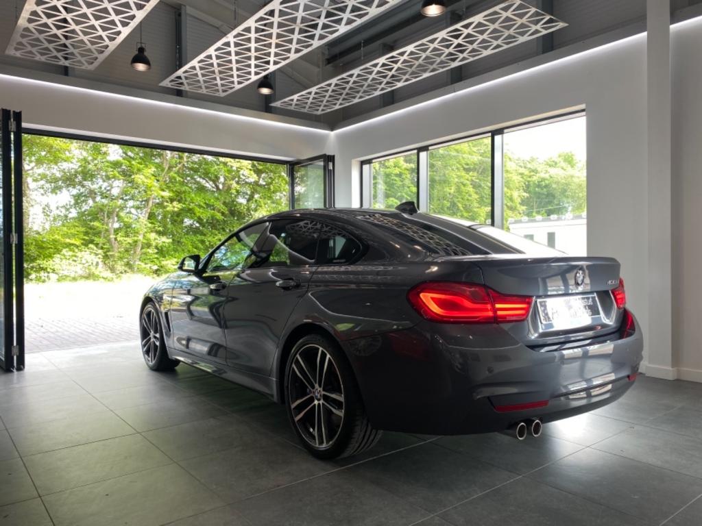 BMW 4 SERIES