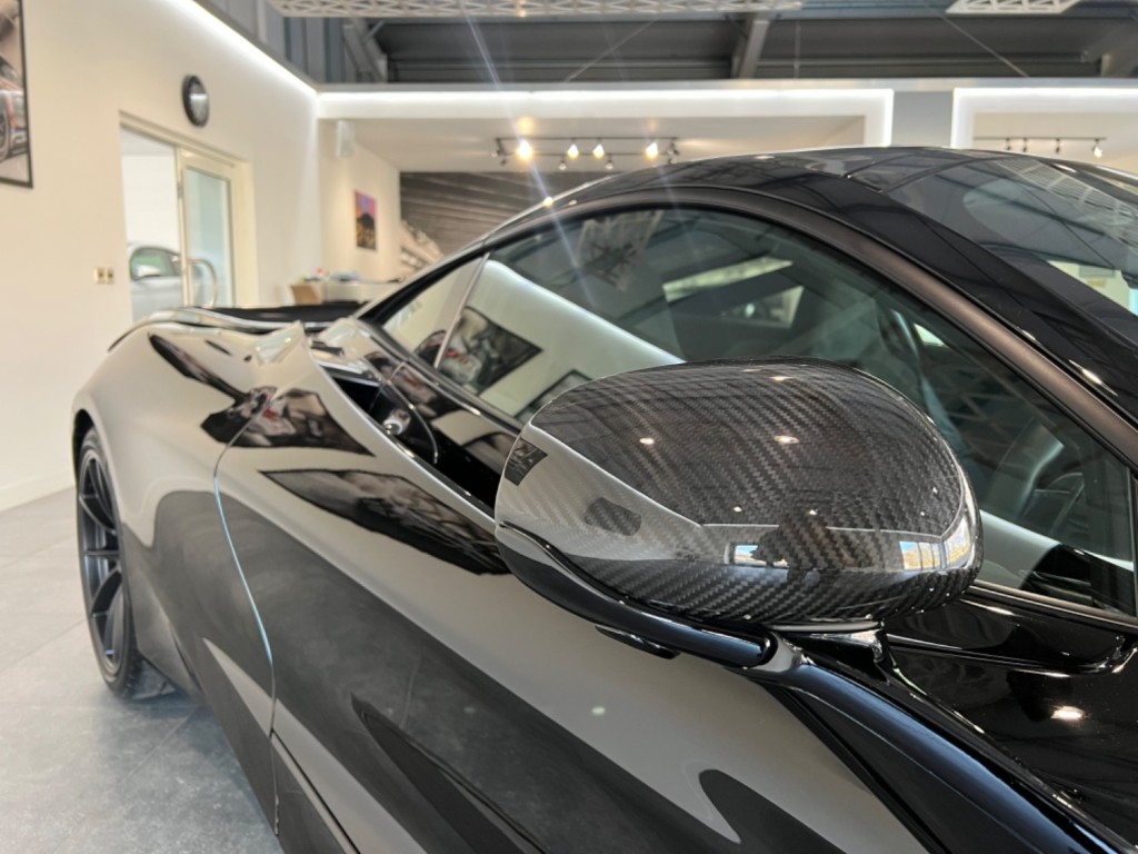 MCLAREN 720S