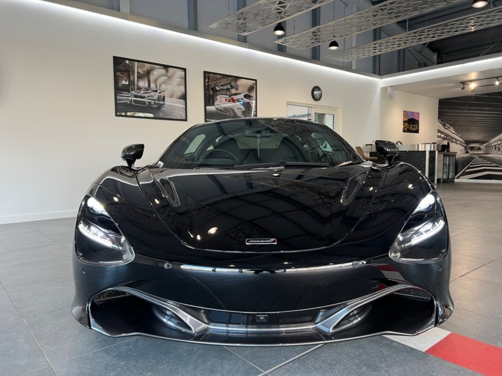 MCLAREN 720S