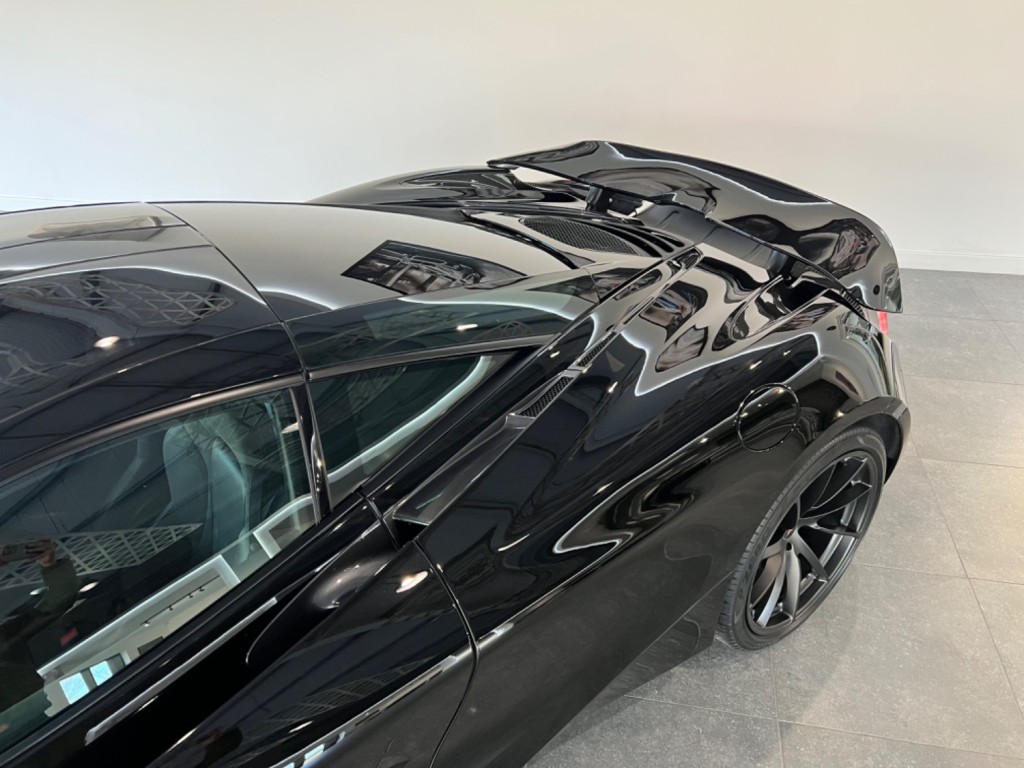 MCLAREN 720S